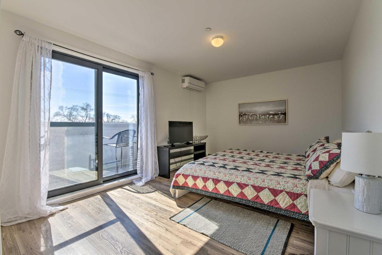 Downtown Saugatuck Condo, Near Oval Beach! Exteriör bild